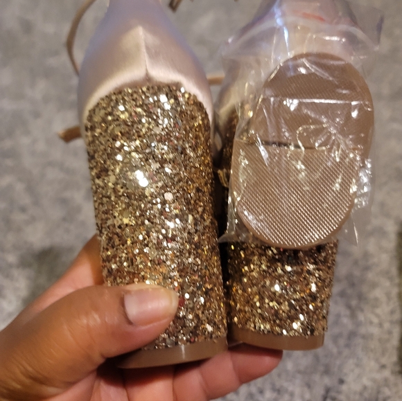 New Jewel Badgley Mischka heels Women's Carver Dress Sandal - Picture 9 of 12